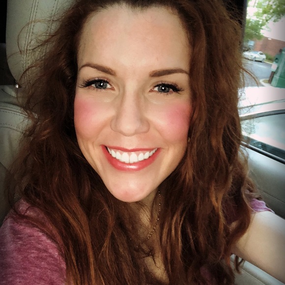 Meet your Posher, Suzanne S - Picture 3 of 3